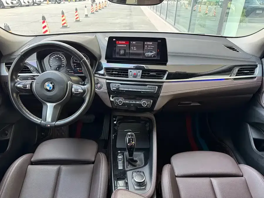BMW X2 2023 sDrive25i M Sport Night Edition 2023 — миниатюра 2