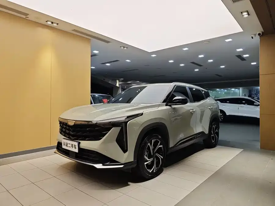 Geely Atlas Boyue 2023 Boyue COOL 1.5TD Smart 2024 — фото 1, купить с доставкой в Москву