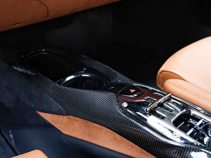 Ferrari 296 Ferrari 296 2021 3.0T V6 GTB 2023 — миниатюра 2