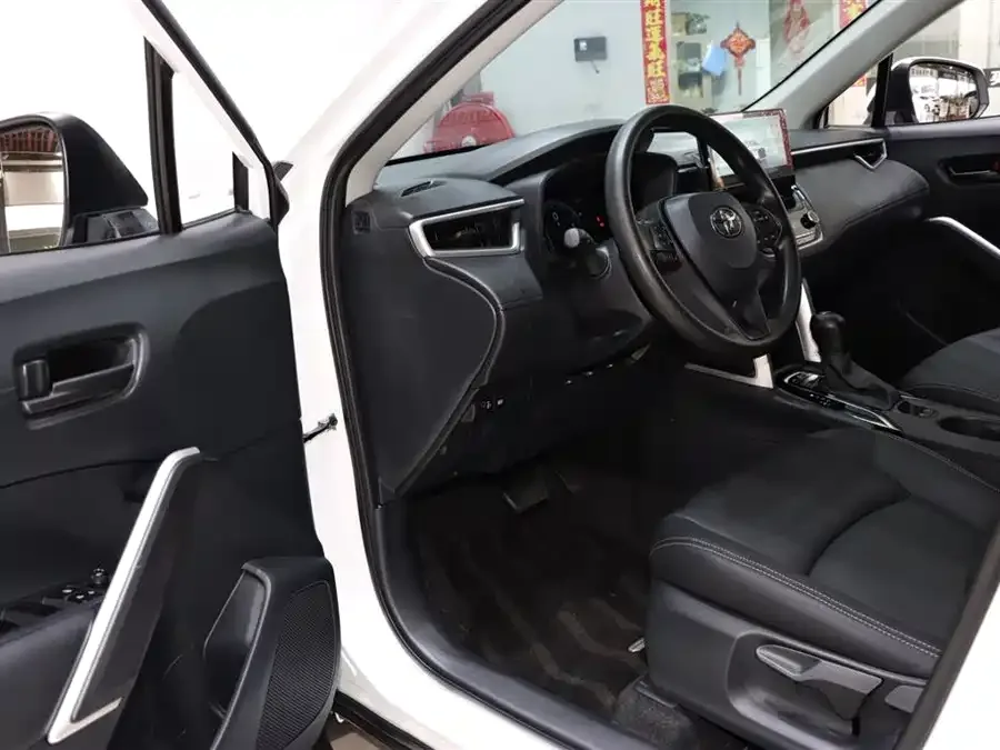 Toyota Corolla Corolla Sharp 2024 2.0L Elite Edition 2025 — миниатюра 3
