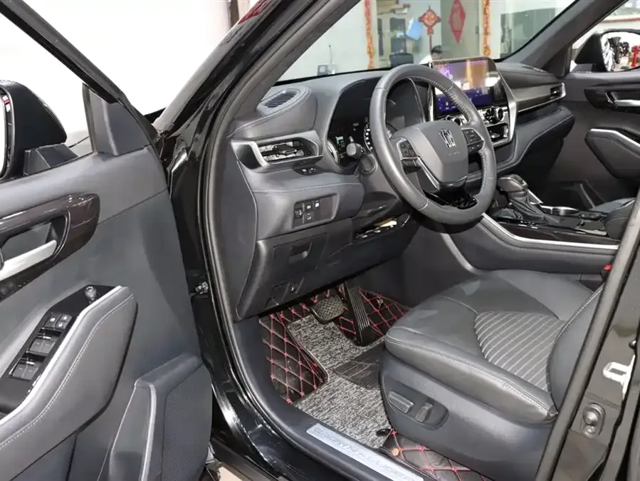 Toyota Crown Land Crown Land 2023 2.5L HEV 4WD Deluxe Edition 2024 — миниатюра 3