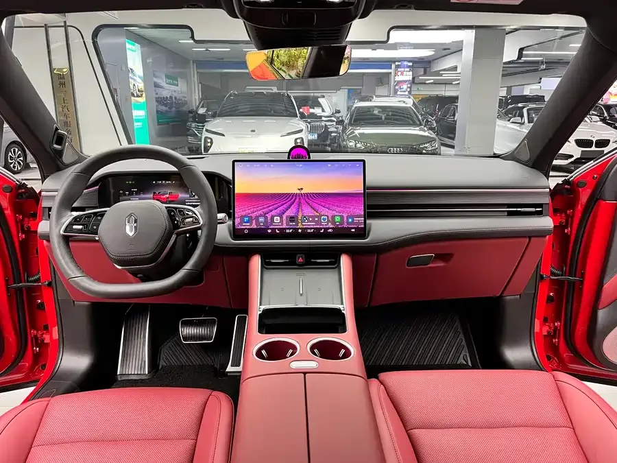 AITO M5 M5 2025 Extended Range Ultra 4WD Edition 2025 — миниатюра 2