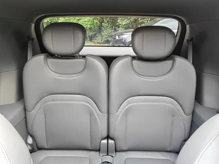 Dongfeng e008 e008 2024 210Max Extended Range 6-seater 2024 — миниатюра 3