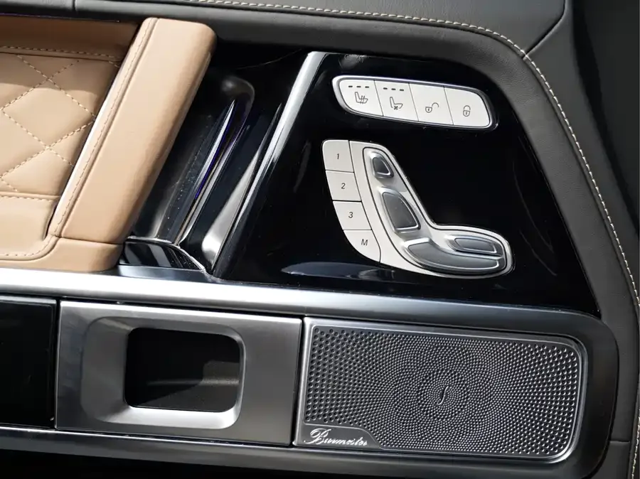 Mercedes-Benz G-Class AMG Mercedes-Benz G-Class AMG 2025 AMG G 63 2025 — миниатюра 3