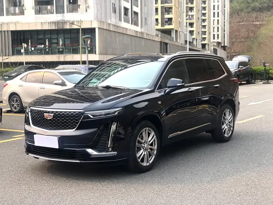 Cadillac XT6 2022 2.0T 6-seat 4WD luxury standard version 2022 — фото 1, купить с доставкой в Москву