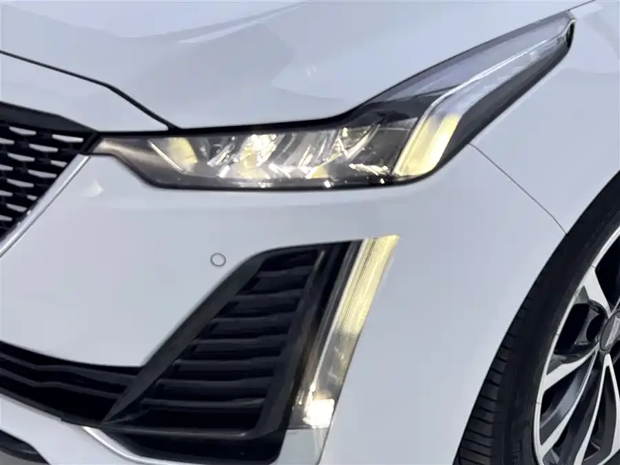 Cadillac CT5 2022 28T Premium Edition 2022 — миниатюра 3