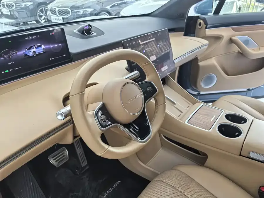 Smart world R7 Zhijie R7 2024 pure electric 667km Max 2025 — миниатюра 3