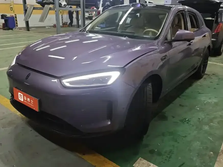 AITO M5 M5 2025 Extended Range Ultra 4WD Edition 2025 — фото 1, купить с доставкой в Москву