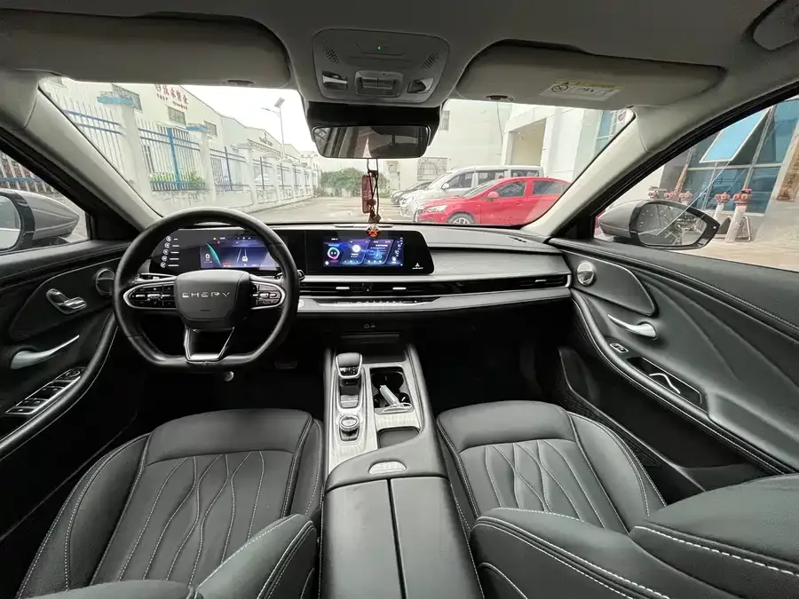 Chery Arrizo 8 Arrizo 8 2024 1.6T DCT Intelligent 2024 — миниатюра 3