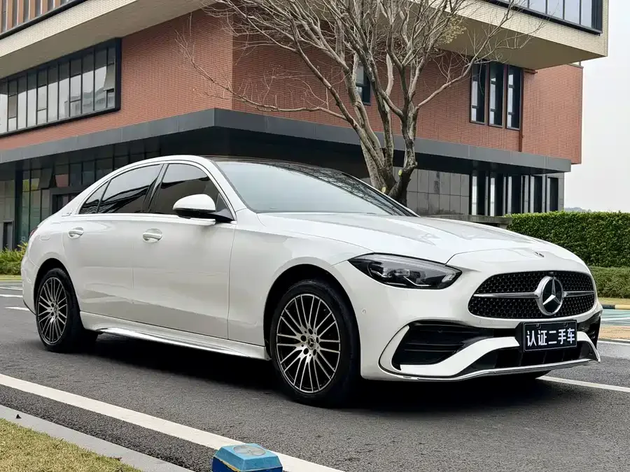 Mercedes-Benz Class C Mercedes-Benz C-Class 2023 C 260 L Sports Edition 2023 — миниатюра 4