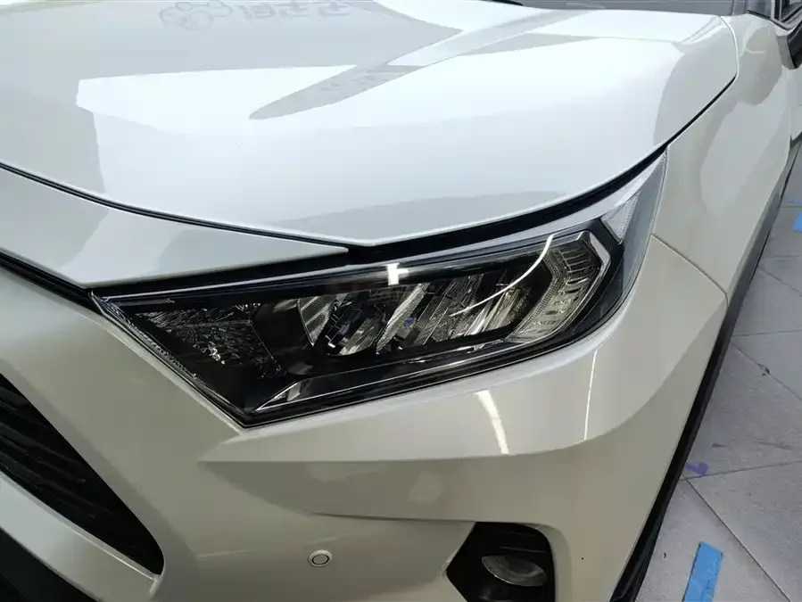 Toyota RAV4 RAV4 Rongfang 2022 2.0L CVT 2WD Fashion Edition 2022 — миниатюра 2