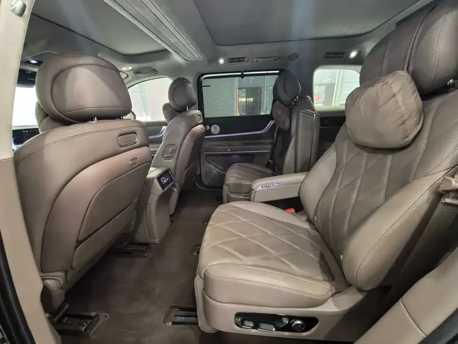 AITO M9 Wenjie M9 2025 Pure Electric Ultra Edition 100kWh 6-Seat Version (192-line LiDAR) 2025 — миниатюра 2