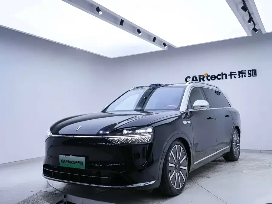 AITO M9 Wenjie M9 2024 Extended Range Max Edition 42kWh 6-seater Edition 2024 — миниатюра 3