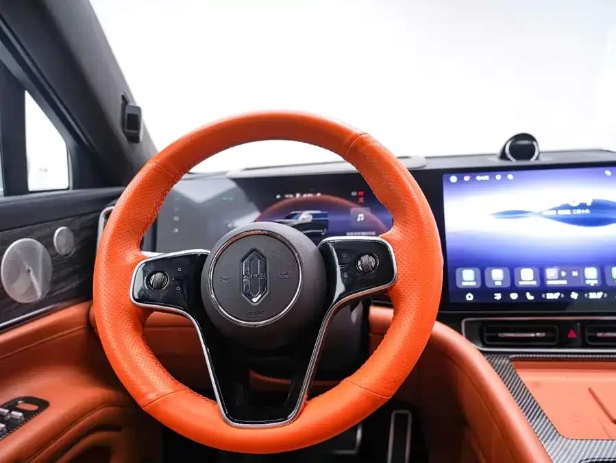 AITO M9 Wenjie M9 2024 Extended Range Max Edition 42kWh 6-seater Edition 2024 — миниатюра 5