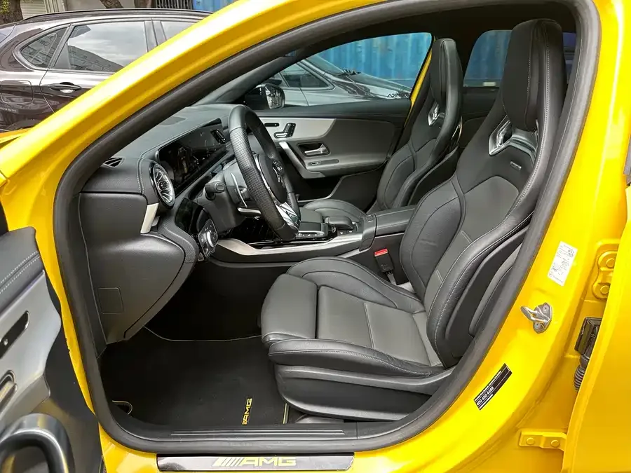 Mercedes-Benz A-Class AMG Mercedes-Benz A-Class AMG (Imported) 2023 AMG A 35 4MATIC Canri Special Edition 2022 — миниатюра 2