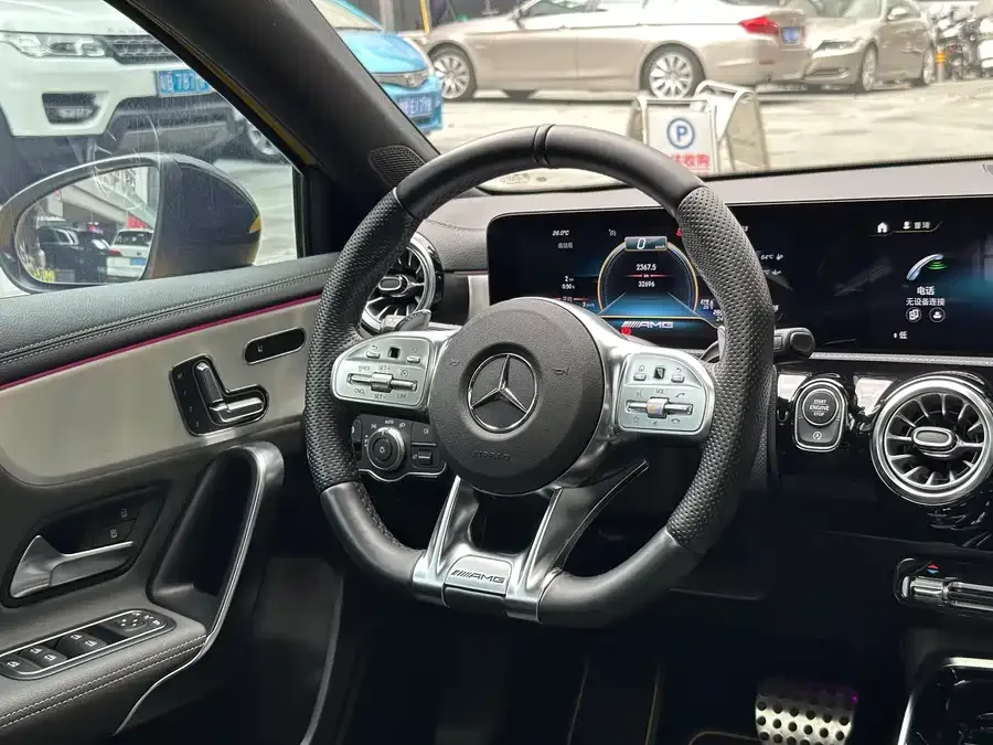 Mercedes-Benz A-Class AMG Mercedes-Benz A-Class AMG (Imported) 2023 AMG A 35 4MATIC Canri Special Edition 2022 — миниатюра 3
