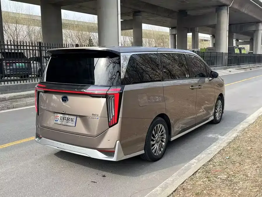 GAC Trumpchi M8 Trumpchi M8 2023 Grandmaster Series Dual Engine Supreme Edition 2024 — миниатюра 2
