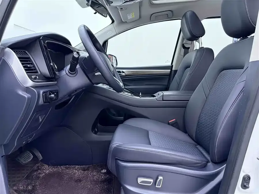 GAC Trumpchi M8 Trumpchi M8 2024 Lingxiu Series 390T Luxury Edition 2023 — миниатюра 5