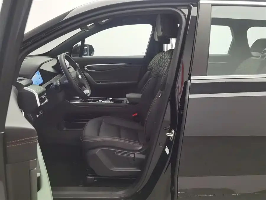 Geely Haoyue L Haoyue L 2023 2.0T DCT Luxury Edition 2024 — миниатюра 3