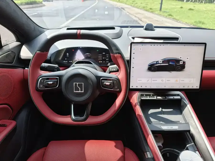 Zeekr 007GT Zeekr 007GT 2025 All-Wheel Drive Smart Edition 75kWh 2025 — миниатюра 3