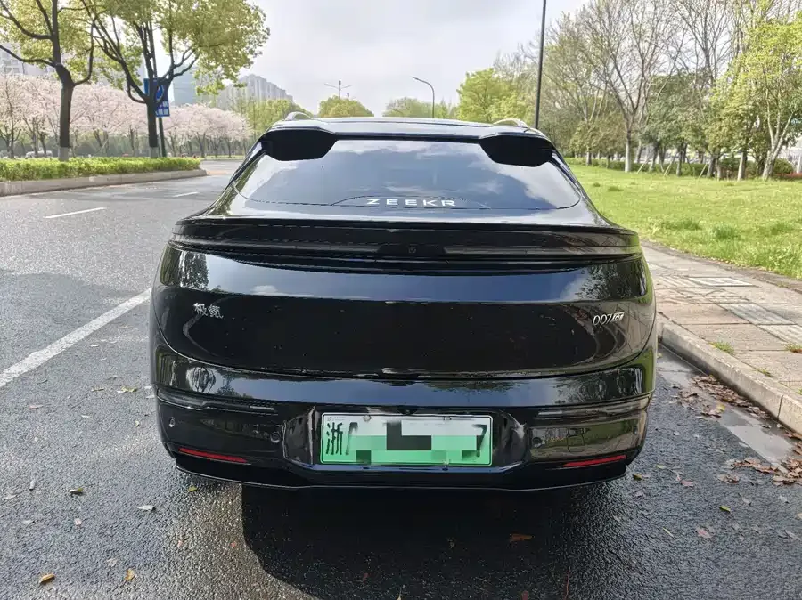 Zeekr 007GT Zeekr 007GT 2025 All-Wheel Drive Smart Edition 75kWh 2025 — миниатюра 4