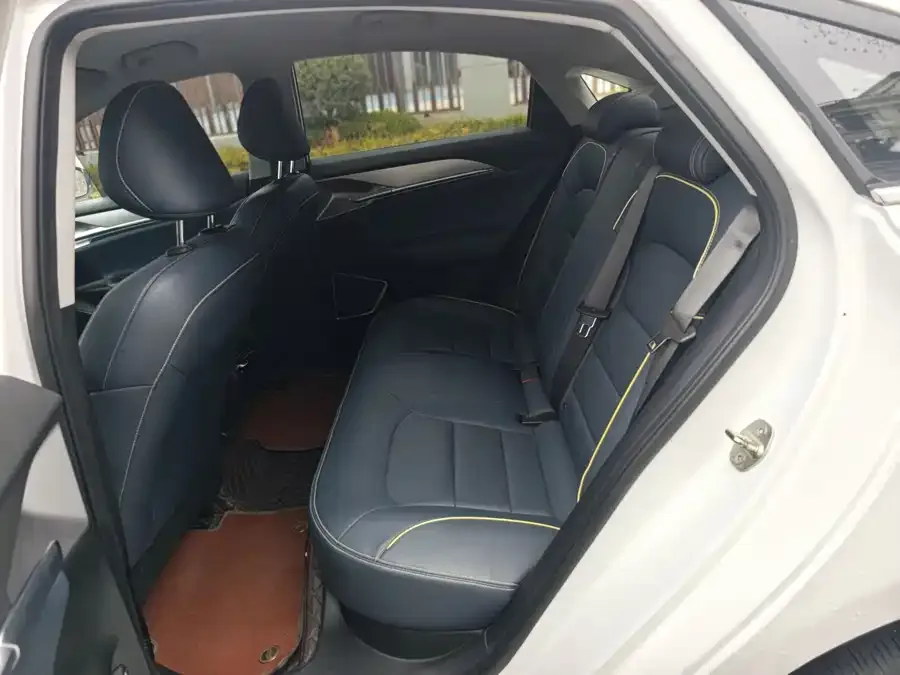 Geely G6 Geely Geometry G6 2024 500KM Premium Model 2023 — миниатюра 4