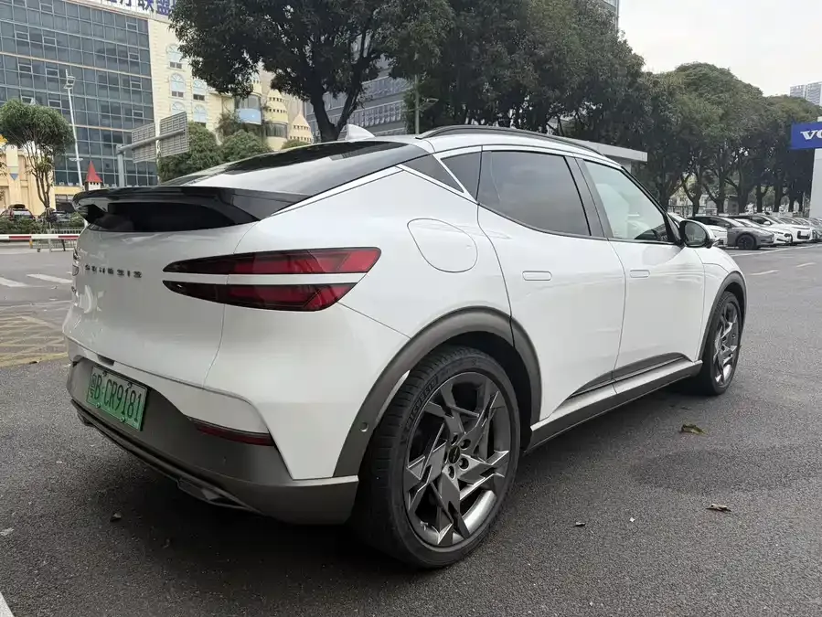 Genesis GV60 Genesis GV60 2023 dual-motor four-wheel drive high-performance flagship version 2023 — миниатюра 2
