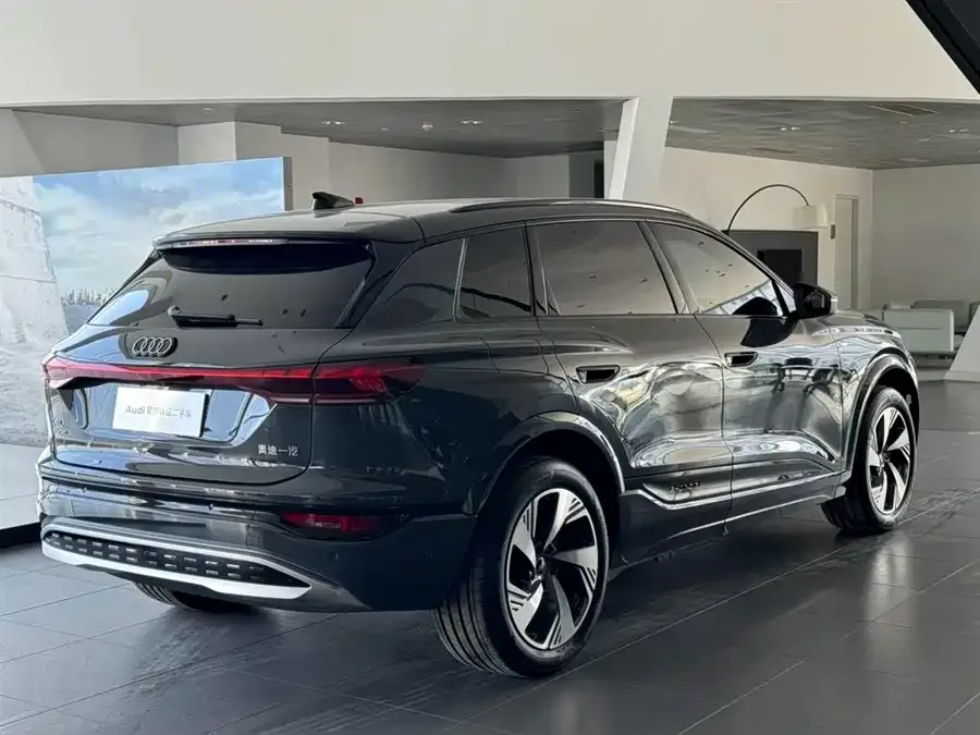Audi Q6L e-tron 2026 long-range version 2025 — миниатюра 4