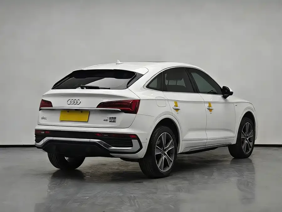 Audi Q5L Sportback 2022 facelift 45 TFSI luxury model 2022 — миниатюра 2