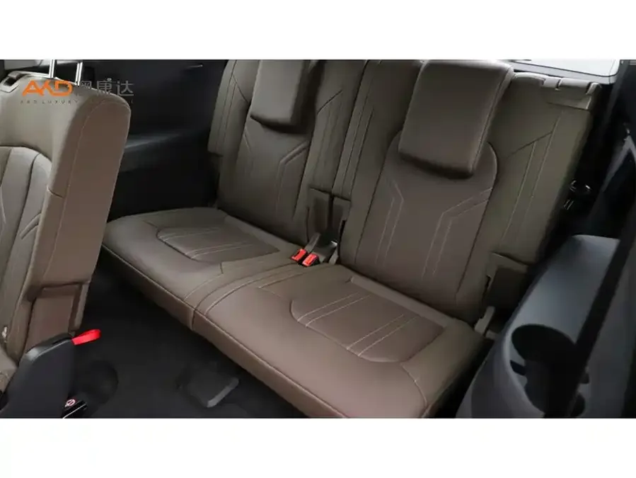 Audi Q6 2023 45 TFSI quattro Qiyun Yulin Set 2023 — миниатюра 3