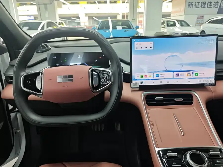 Geely Galaxy L6 Galaxy L6 2025 EM-i 60km Launch Edition 2025 — миниатюра 4