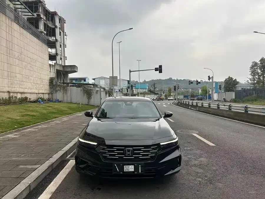 Honda Accord Accord 2025 Sports Series 260TURBO Luxury Edition 2025 — миниатюра 3