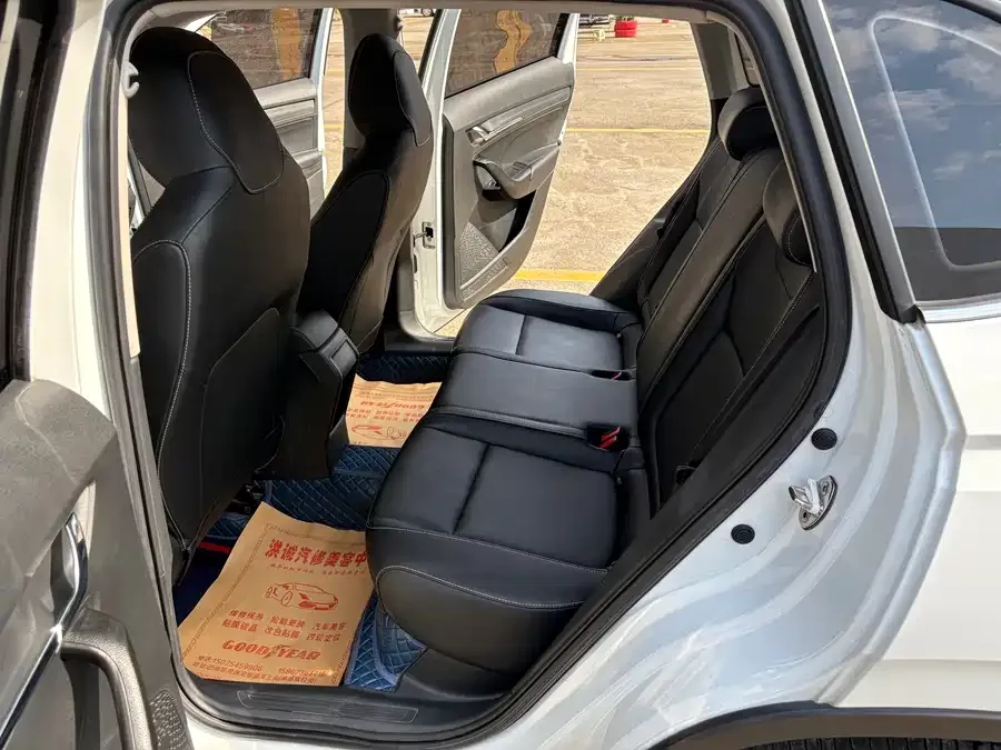 Skoda Kamiq 2023 Kamiq facelift 1.5L automatic comfort version 2023 — миниатюра 5