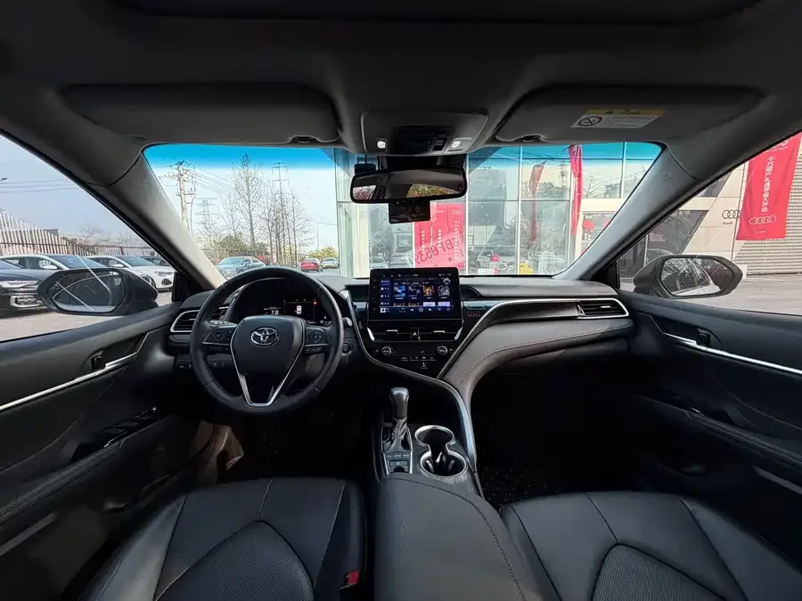 Toyota Camry Camry 2023 2.5G Deluxe Edition 2026 — миниатюра 5