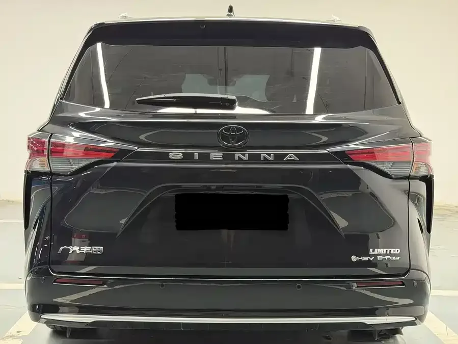 Toyota Sienna SIENNA 2024 2.5L Hybrid 4WD Premium Edition 2024 — миниатюра 5