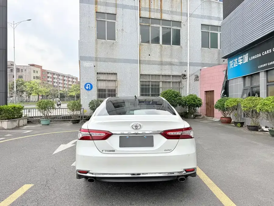 Toyota Camry Camry 2023 2.0G Deluxe Edition 2023 — миниатюра 5