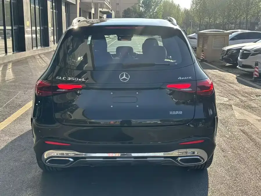 Mercedes-Benz GLC New Energy Mercedes-Benz GLC New Energy 2025 350 e L 4MATIC Collector's Edition 2025 — миниатюра 2