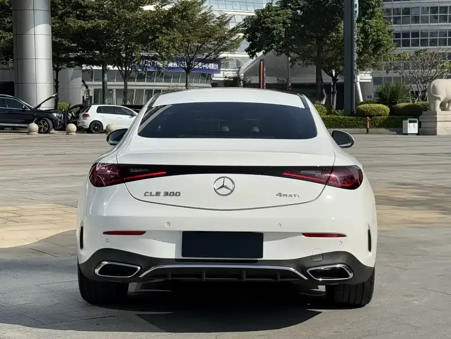 Mercedes-Benz CLE Mercedes-Benz CLE 2025 CLE 300 4MATIC Dynamic Coupe 2025 — миниатюра 4