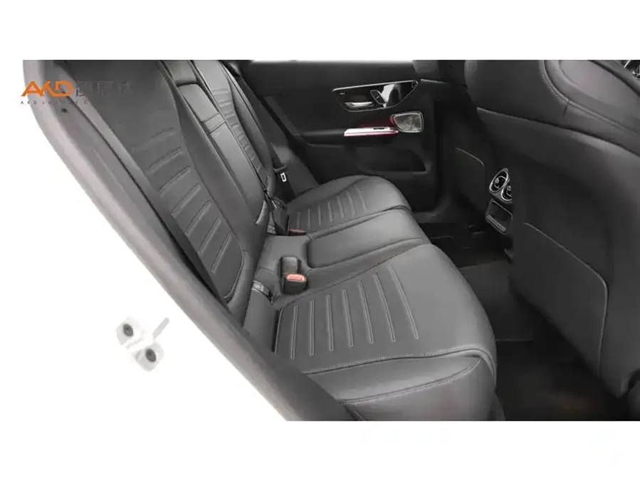Mercedes-Benz GLC Coupe Mercedes-Benz GLC Coupe 2024 GLC 300 4MATIC Coupe SUV 2025 — миниатюра 5