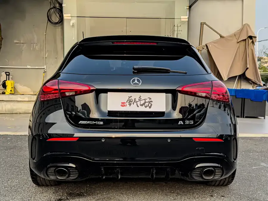Mercedes-Benz A-Class AMG Mercedes-Benz A-Class AMG (Imported) 2025 AMG A 35 4MATIC 2026 — миниатюра 2