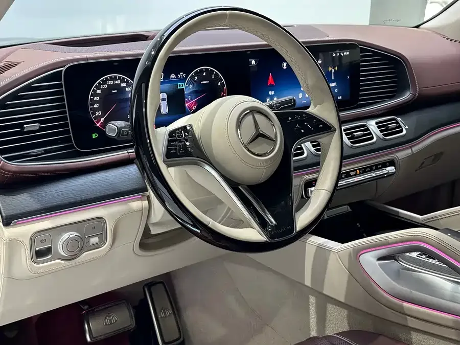 Mercedes-Benz Maybach GLS Maybach GLS 2025 GLS 600 4MATIC Midnight Edition 2025 — миниатюра 3