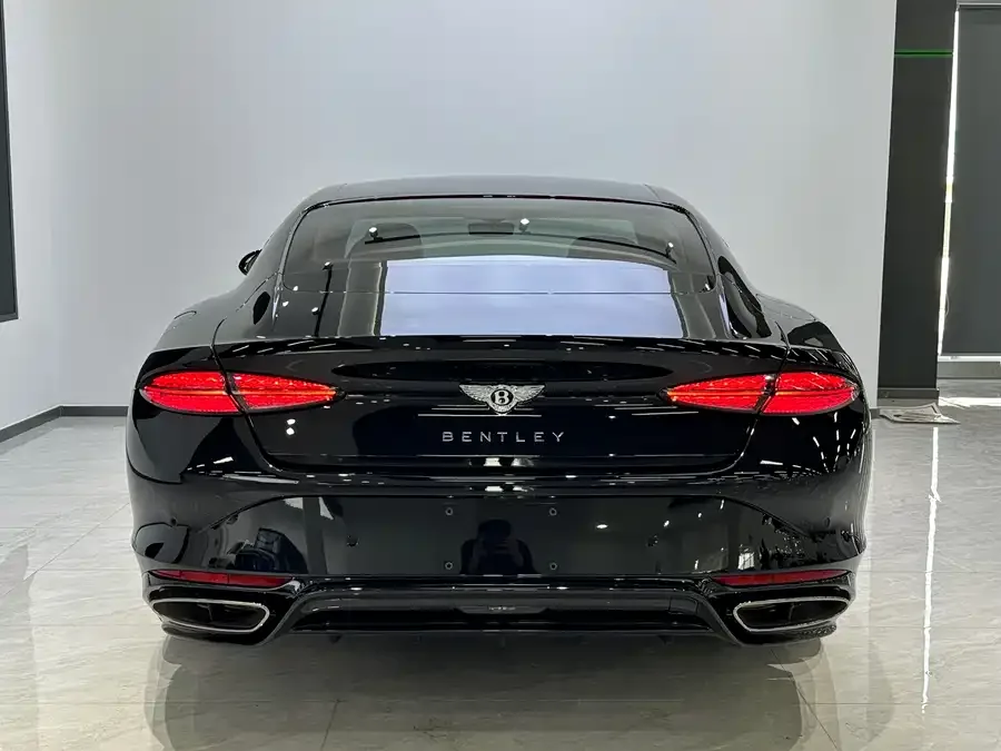 Bentley Continental Plug-in Hybrid 2025 Continental GT Plug-in Hybrid 2025 — миниатюра 2