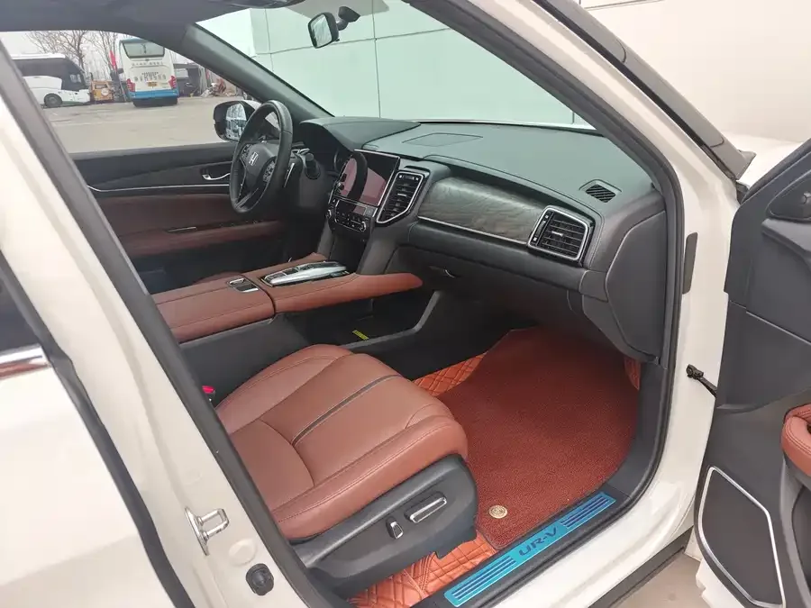 Honda UR-V 2020 370TURBO 2WD Elegant Edition 2023 — миниатюра 3