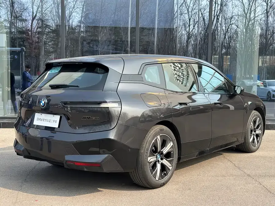 BMW iX M60 2023 M60 2025 — миниатюра 4