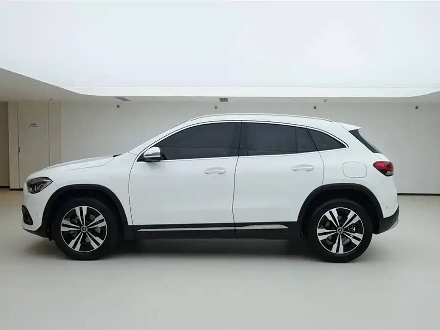 Mercedes-Benz GLA Mercedes-Benz GLA 2022 facelift GLA 200 2022 — миниатюра 2