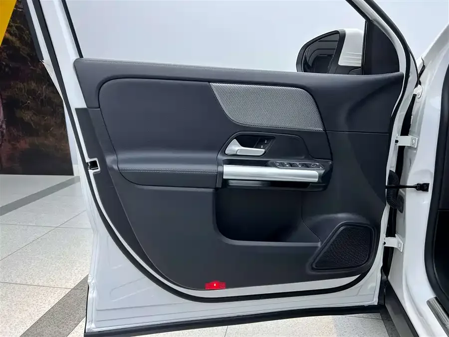 Mercedes-Benz GLA Mercedes-Benz GLA 2022 facelift model 2 GLA 200 2022 — миниатюра 4