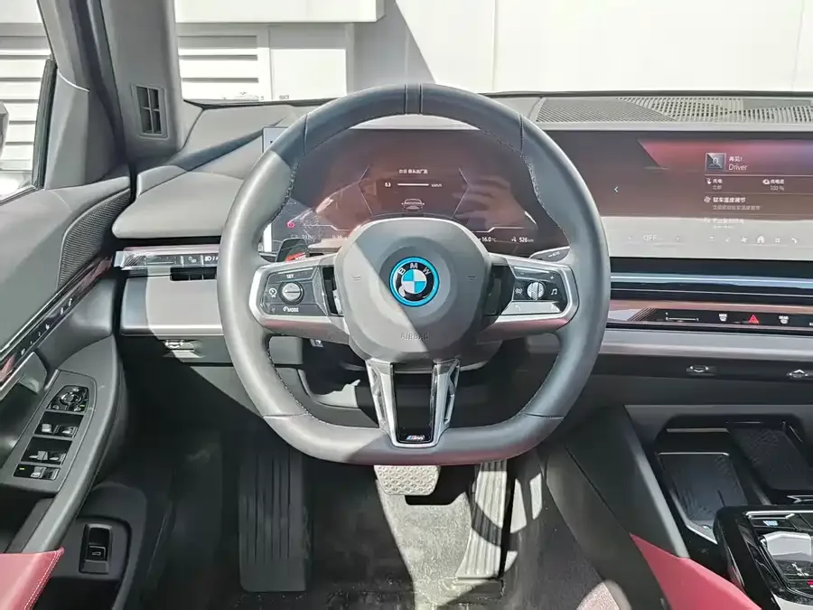 BMW i5 2025 eDrive 35L M Sport Package 2026 — миниатюра 5