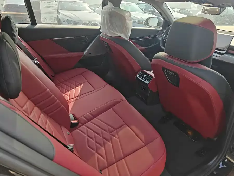 BMW i5 2025 eDrive 40L M Sport Package 2026 — миниатюра 2