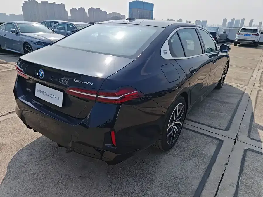 BMW i5 2025 eDrive 40L M Sport Package 2026 — миниатюра 3