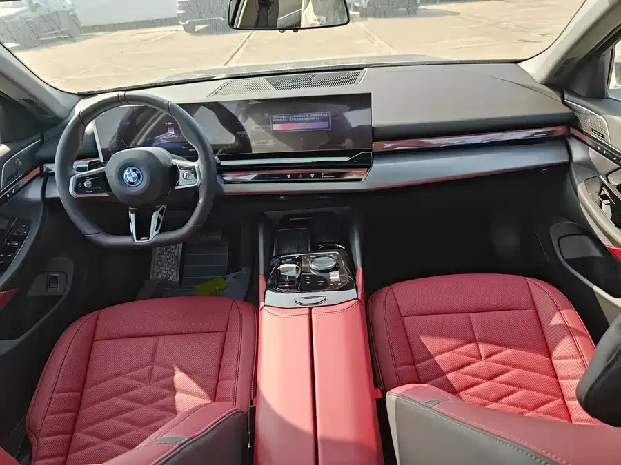 BMW i5 2025 eDrive 40L M Sport Package 2026 — миниатюра 4